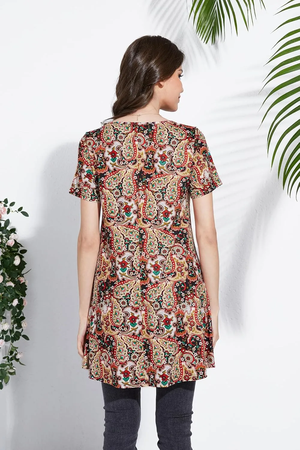 ENMAIN Womens Tunic Tops Short Sleeve Plus Size Summer Tunic Tops to Wear with Leggings Printed T-Shirt Floral Blouses