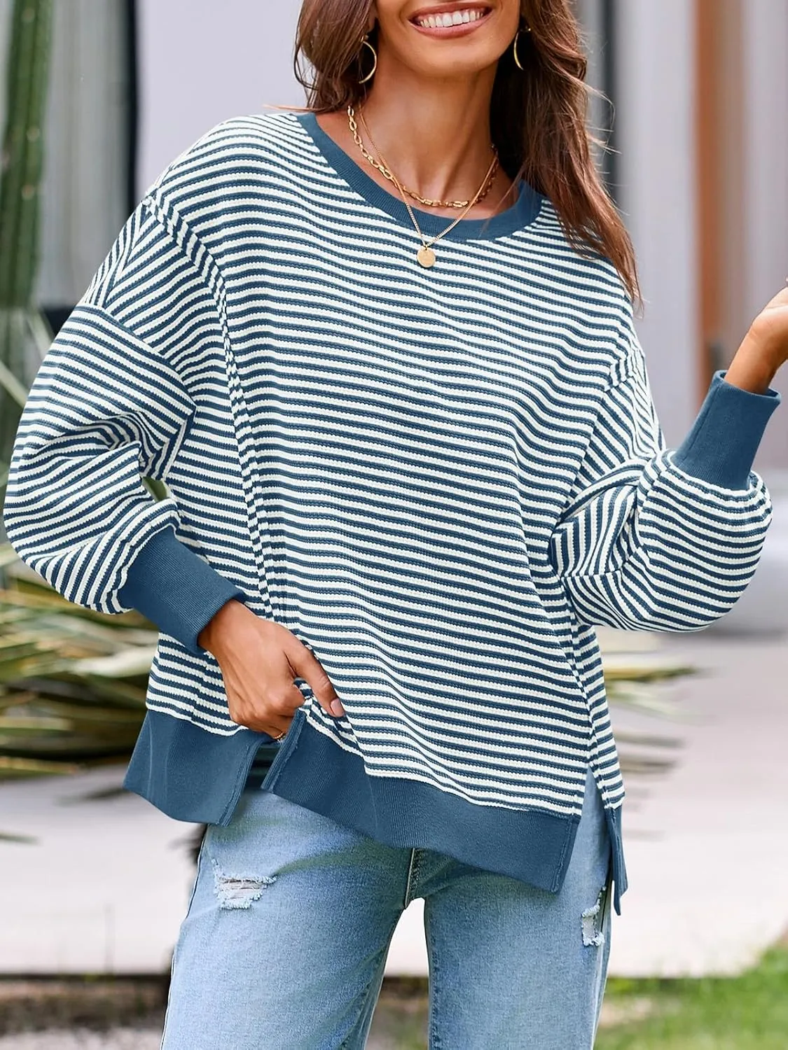 Fisoew Women's Fall Oversized Sweatshirt Casual Waffle Knit Long Sleeve Crewneck Split Pullover Tunic Tops