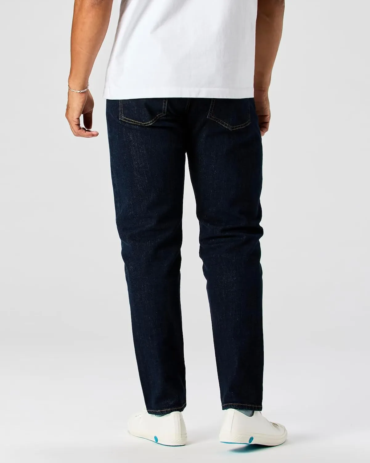Huckberry Stretch Selvedge Denim Jeans for Men - 11.7 oz Mens Jeans with 1% Stretch, Copper Rivets- Year-Round Men Jeans