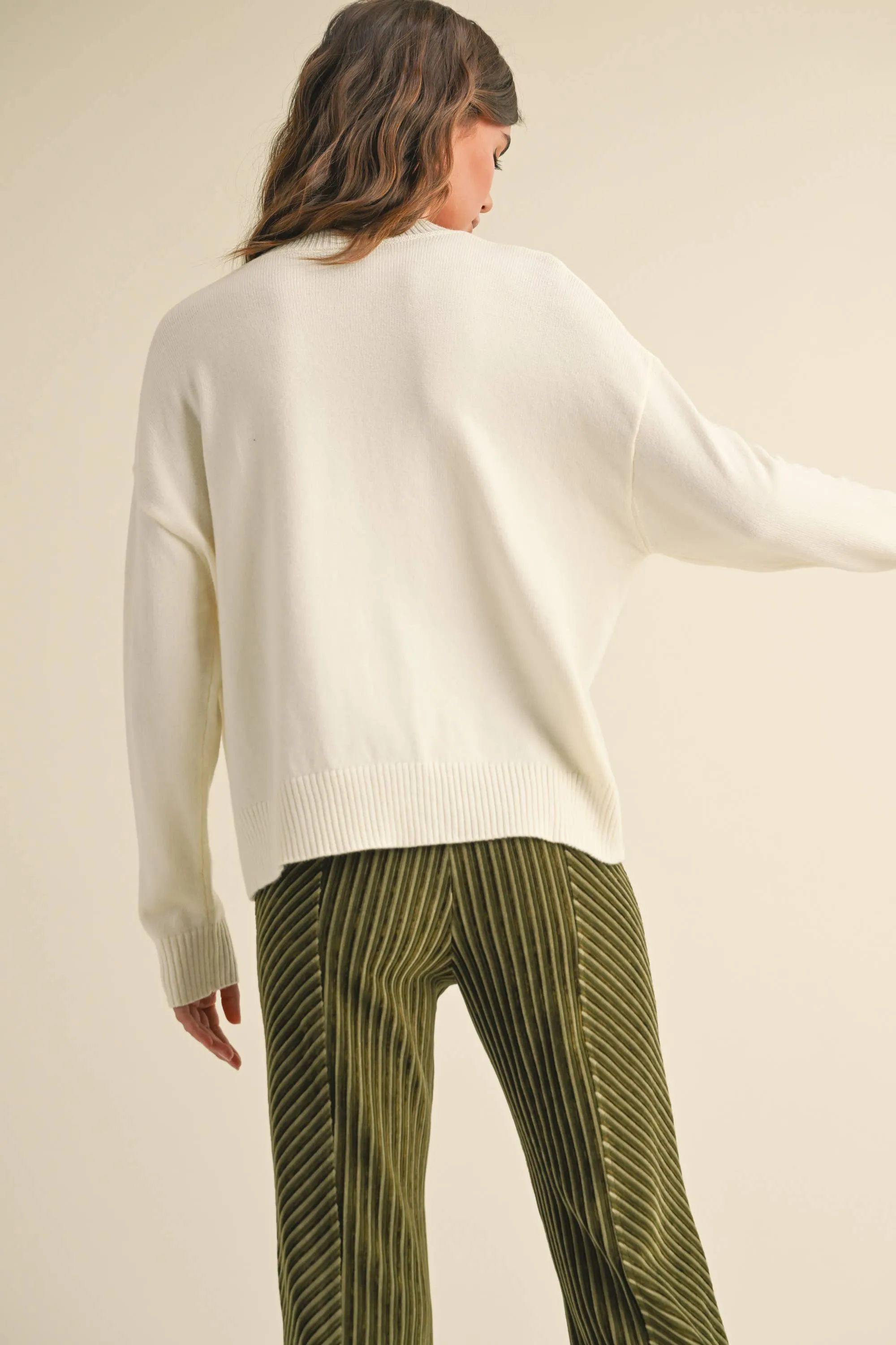 STRIPED PATTERN SWEATER TOP