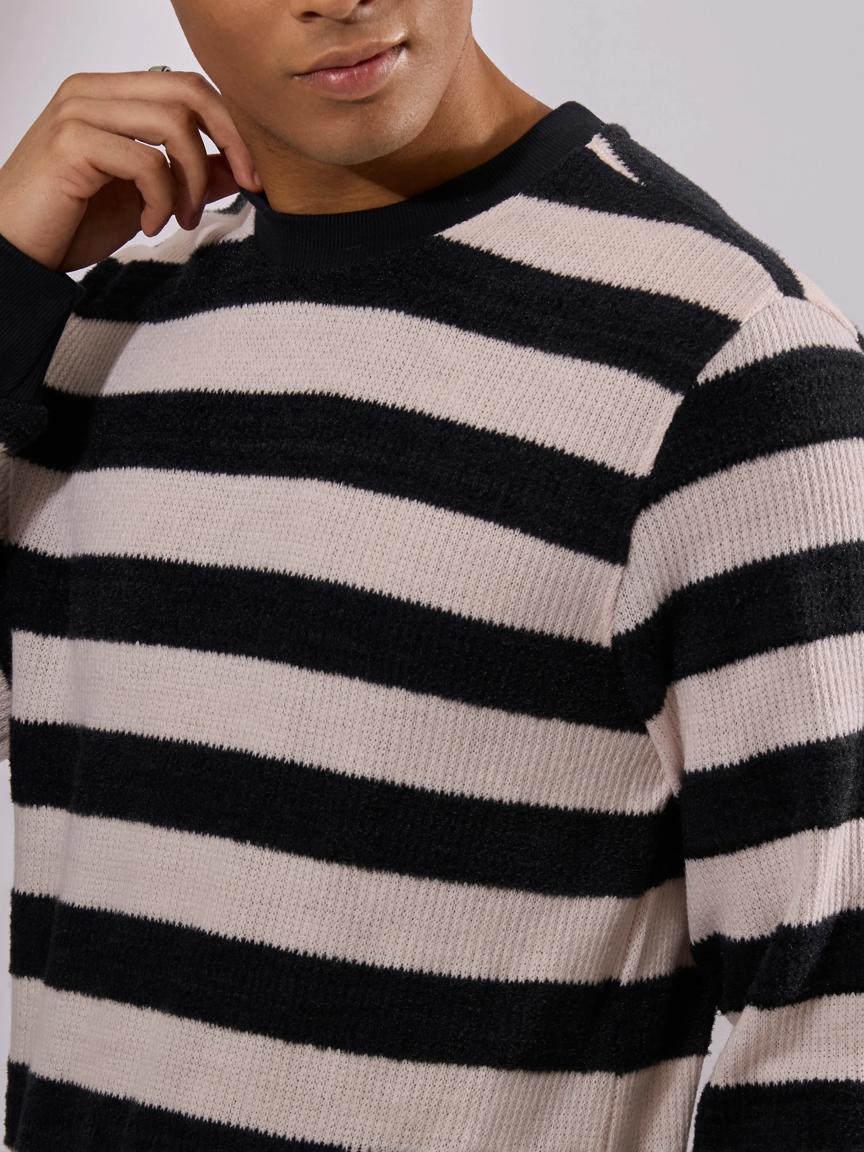 Swyft - Striped Crew neck Sweater - Black