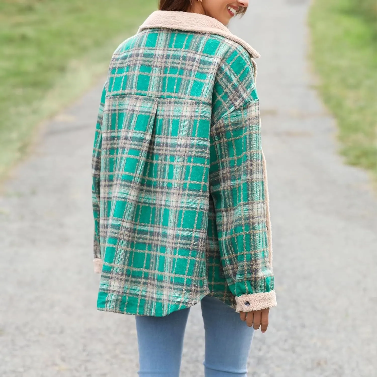 Women's Fuzzy Fleece Lined Jacket Flannel Sherpa Plaid Shacket Jackets Fall Winter Button Down Long Sleeve Coat