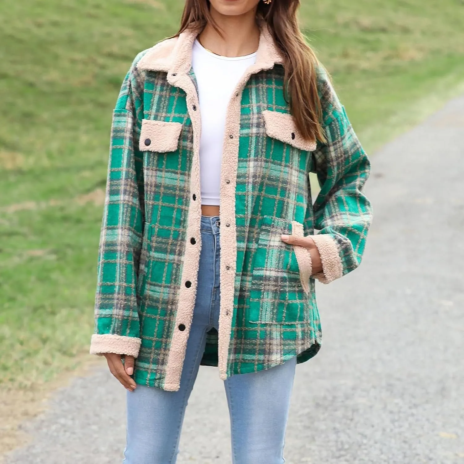 Women's Fuzzy Fleece Lined Jacket Flannel Sherpa Plaid Shacket Jackets Fall Winter Button Down Long Sleeve Coat