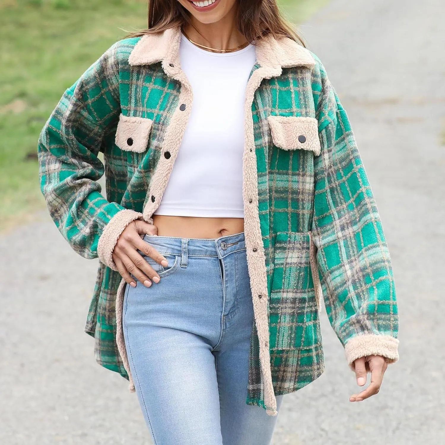 Women's Fuzzy Fleece Lined Jacket Flannel Sherpa Plaid Shacket Jackets Fall Winter Button Down Long Sleeve Coat