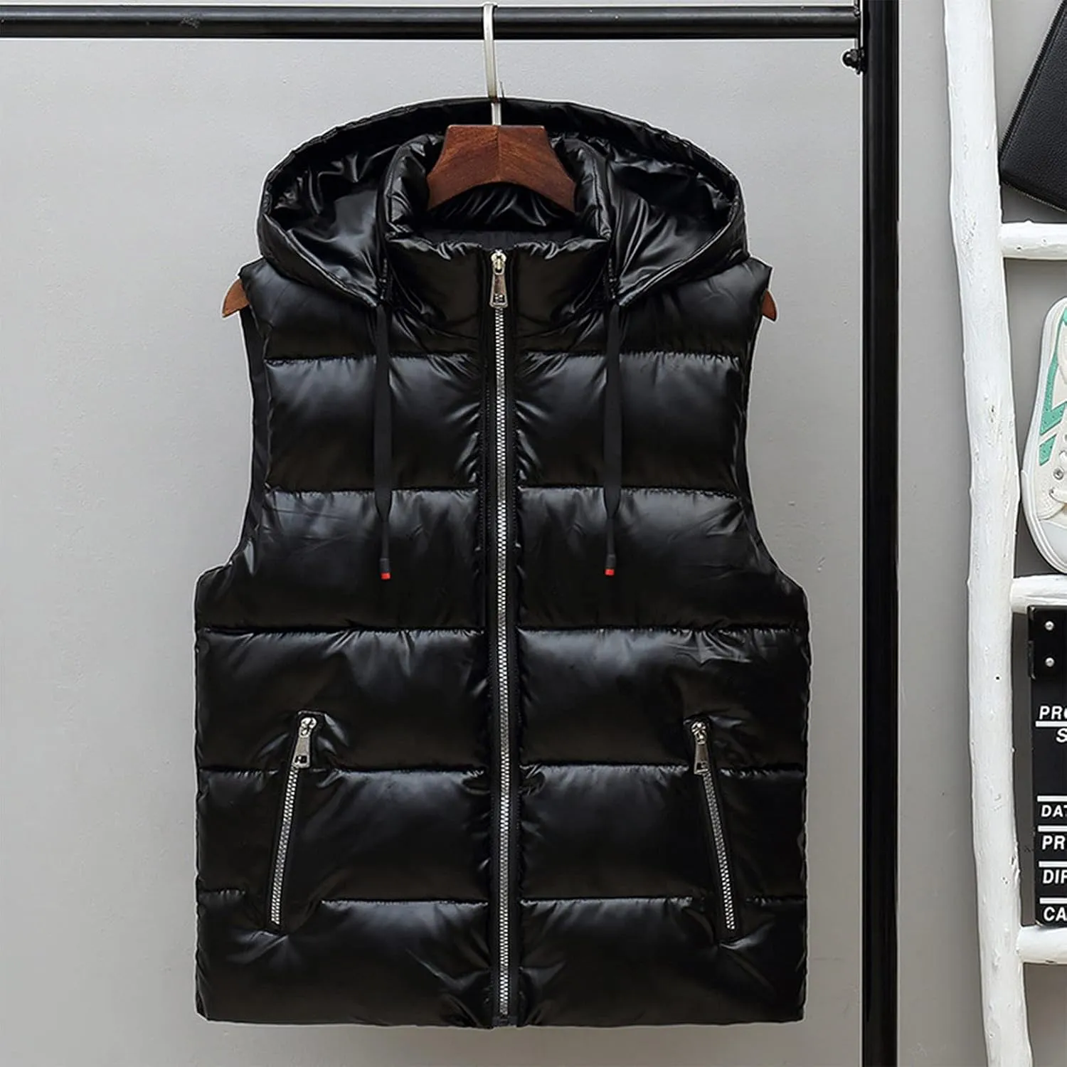 Women's Winter Crop Vest Basic Lightweight Sleeveless Warm Outerwear Casual Comfy Puffer Vest Zip Up Padded Gilet