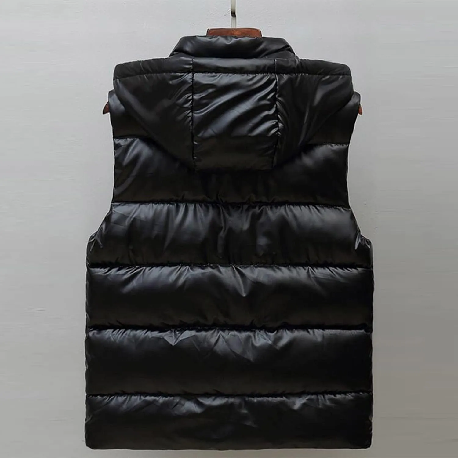 Women's Winter Crop Vest Basic Lightweight Sleeveless Warm Outerwear Casual Comfy Puffer Vest Zip Up Padded Gilet