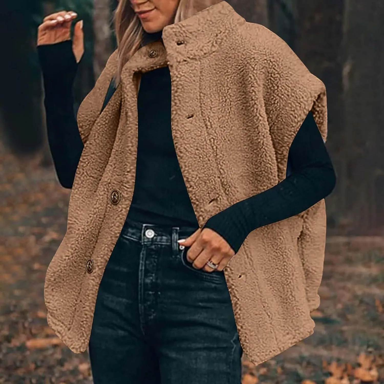 YRAETENM Women's Fuzzy Fleece Vest Casual Oversized Warm Button down Gilet Soft Sleeveless Stand Collar Jackets with Pockets